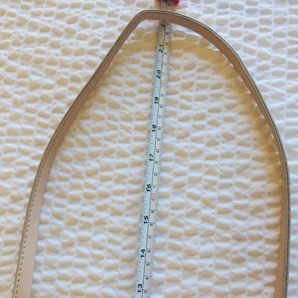 Tommy Hilfiger Women Cream Crossbody Bag - Picture 15 of 16